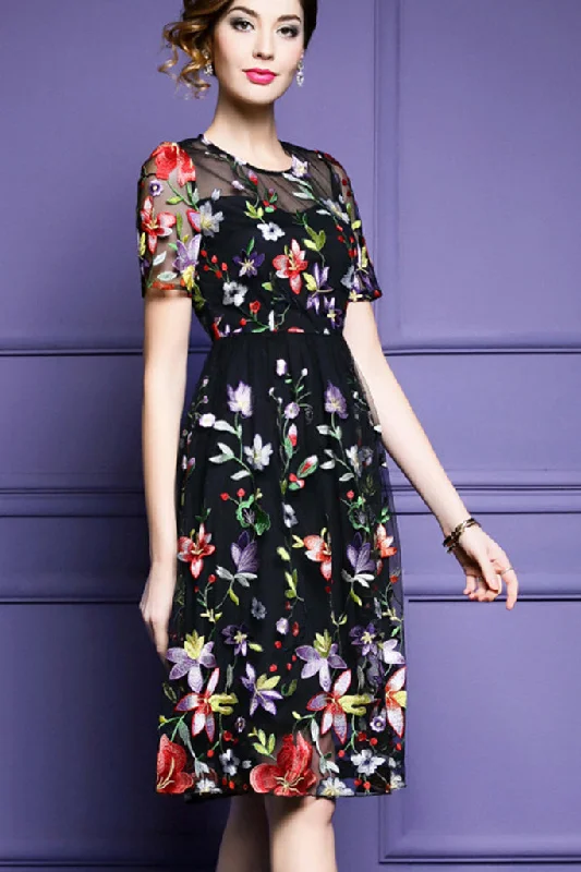 women's bow dressesShort Sleeve Embroidered Midi Dress