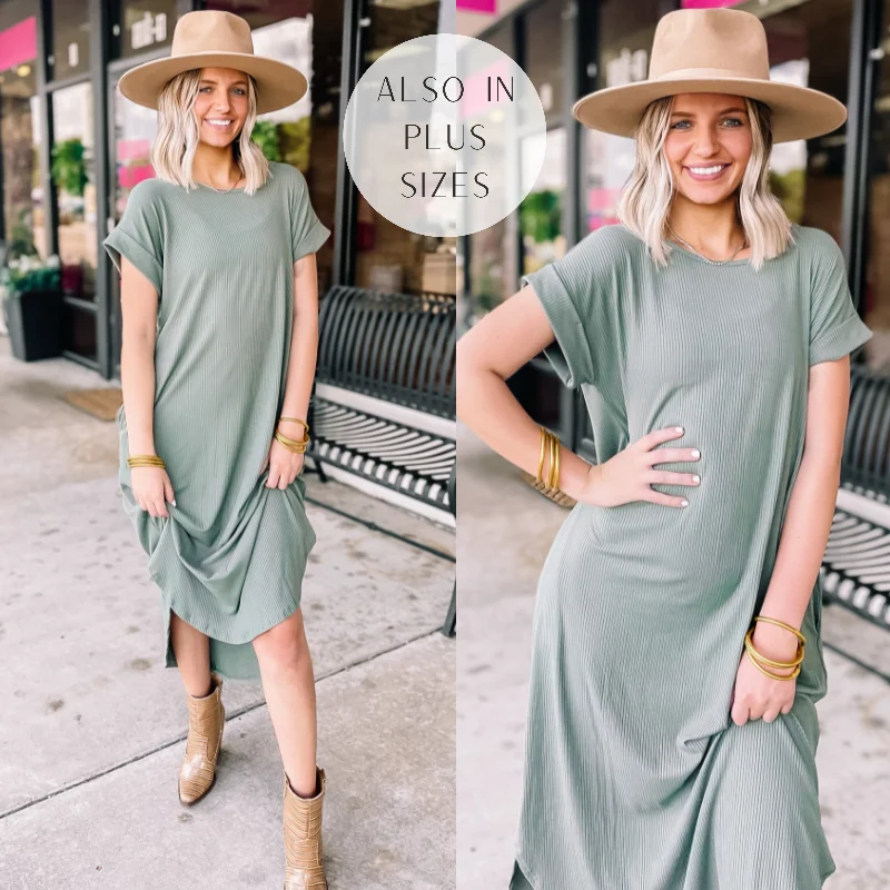 Solid Color DressChill Looks Short Sleeve Thin Ribbed Midi Dress in Olive Green