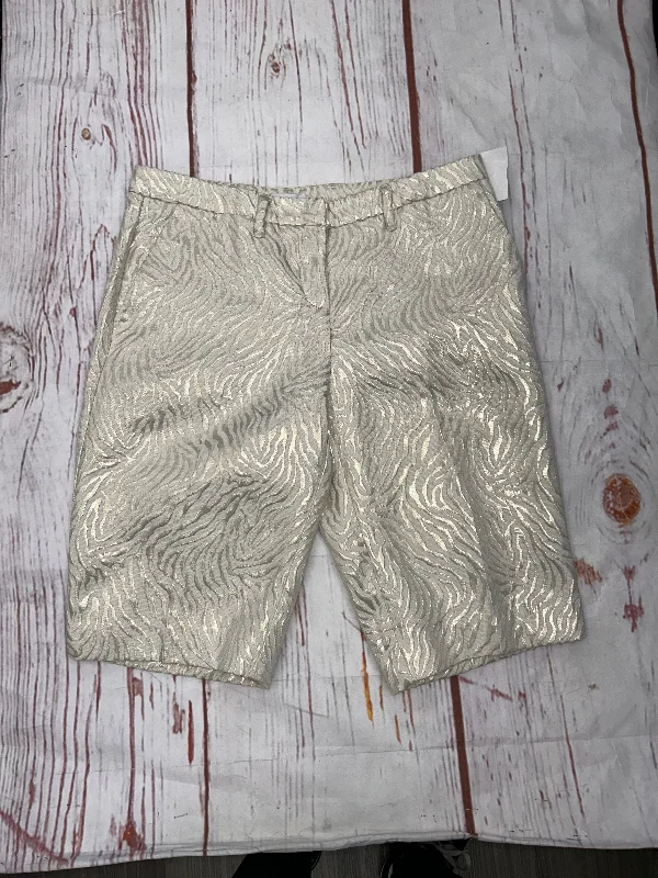 women's buttoned shortsShorts By New York And Co In Cream, Size: 6