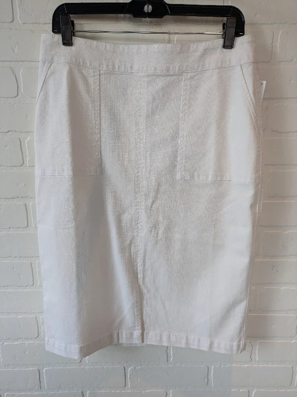 women's knitted mini skirts for casual wearWhite Skirt Midi Tommy Bahama, Size 8