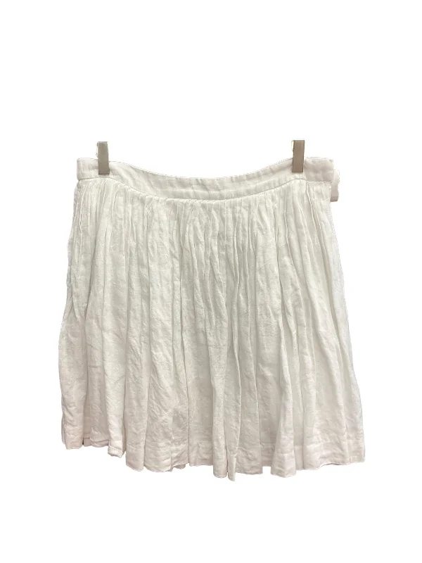 women's designer floral skirtsWhite Skirt Mini & Short J. Crew, Size 10