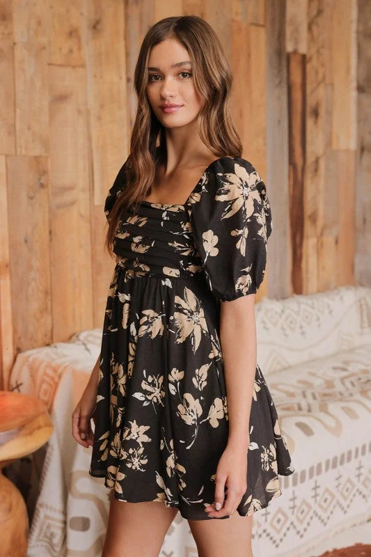 women's pear-shaped body dressesJuliet Floral Dress