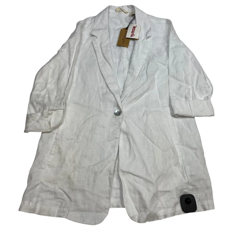 women's coats for fashion-conscious professionalsBlazer By Christian Siriano In White, Size: S