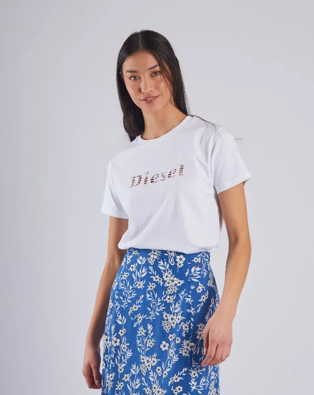 women's tops for everyday eleganceGerda Tee Dove White