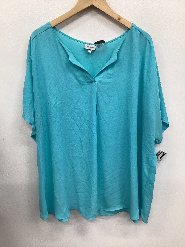 women's tops for those who love to experiment with fashionTop Short Sleeve Basic By Avenue In Blue, Size: 26